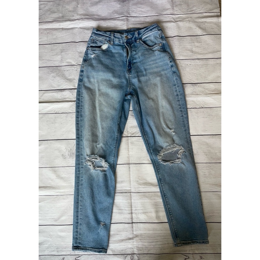 American Eagle Curvy Mom Jeans
